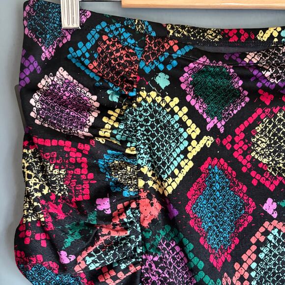 TORRID Women's 1X Snake Skin Colorful Pattern Swim Bathing Suit Bottoms NWT Plus - Picture 5 of 7